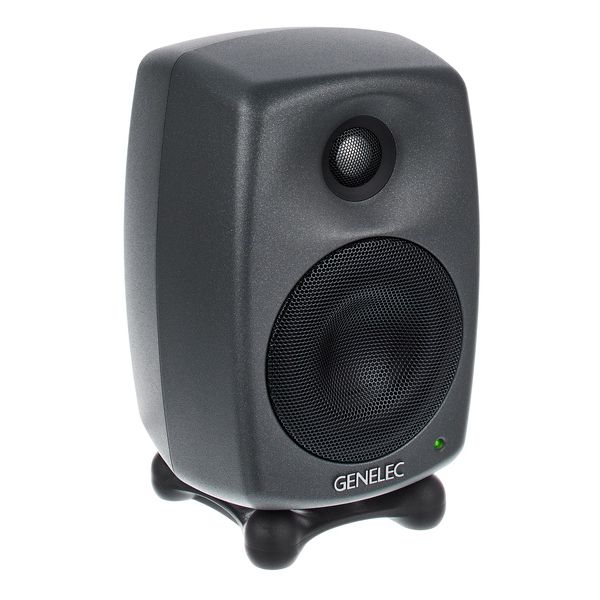 Genelec 8020 DPM Stand Bundle BK