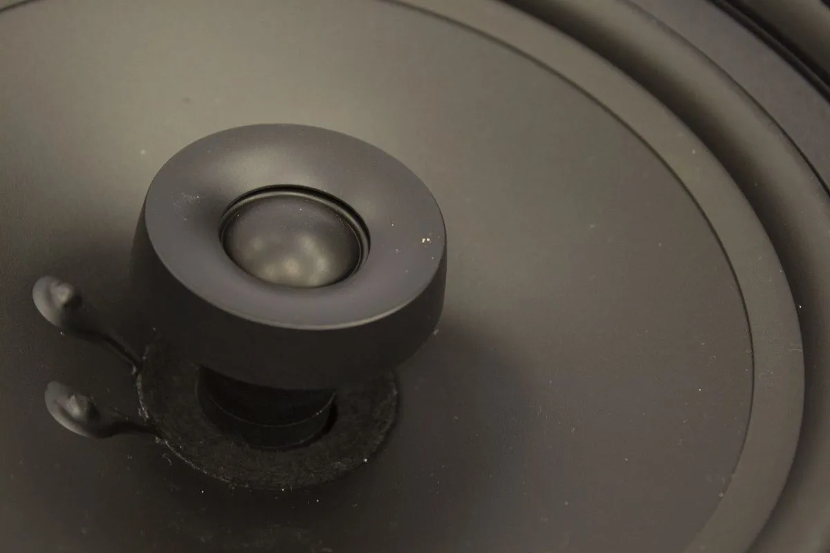 Q Acoustics Qi80C (la paire) Enceintes encastrables