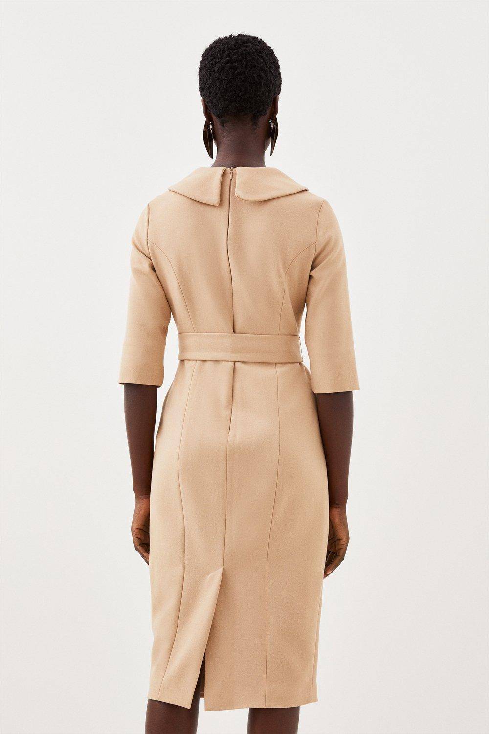 KarenMillen Petite robe midi structurée en crêpe à col roulé, ceinturée et ajustée