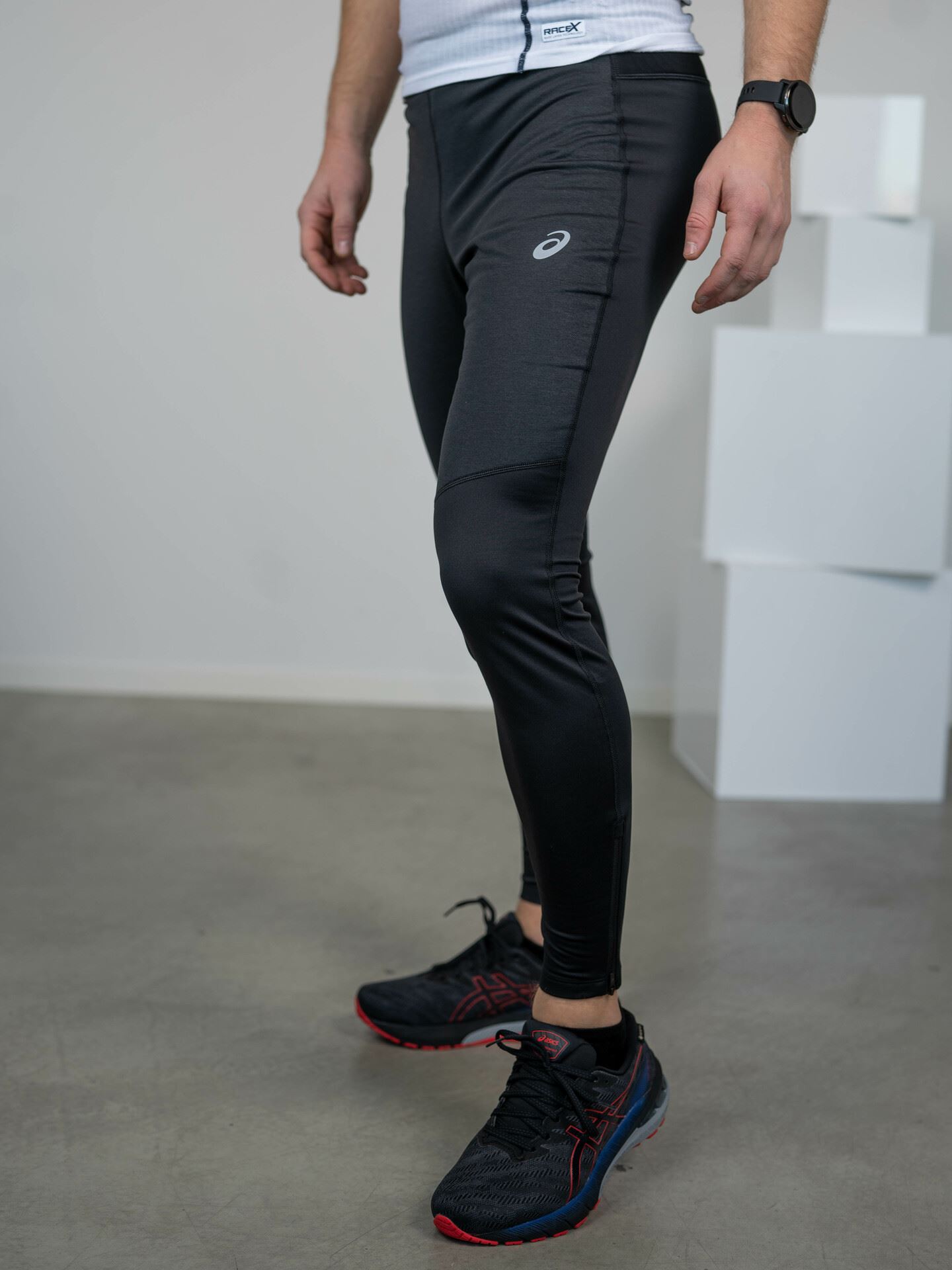 Winter Run Tight
