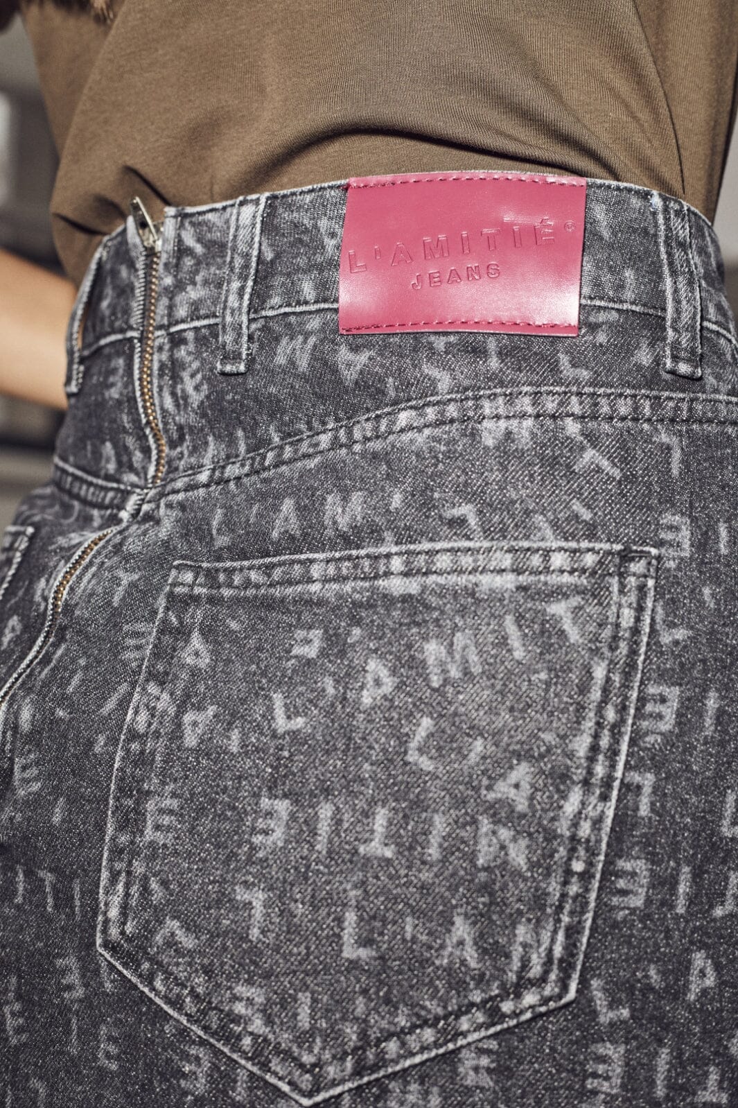 Haute L'Amitié L'Amitié Logo Pencil Skirt HL10019