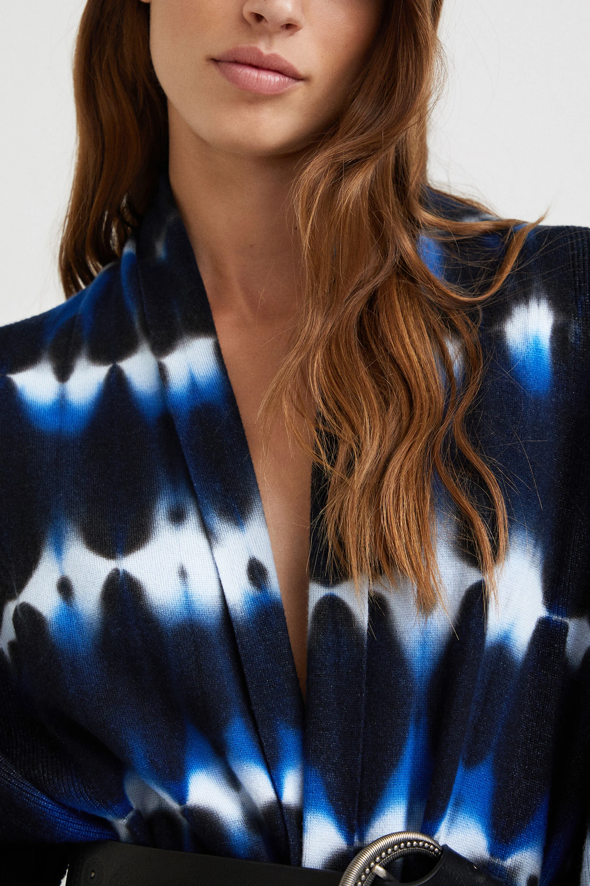 Jaqueta aberta de tricô tie-dye