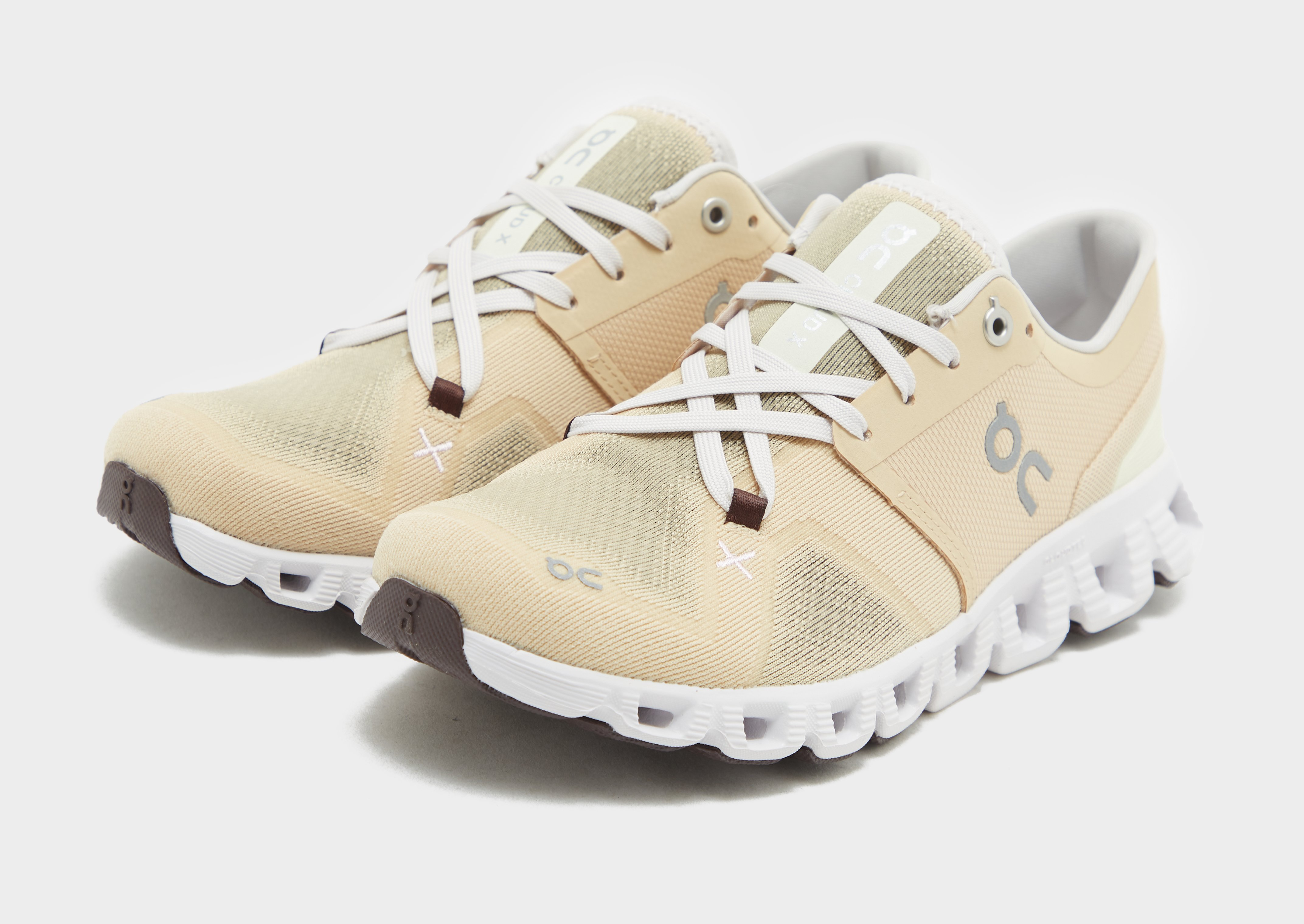On Running Cloud X 3 Femme