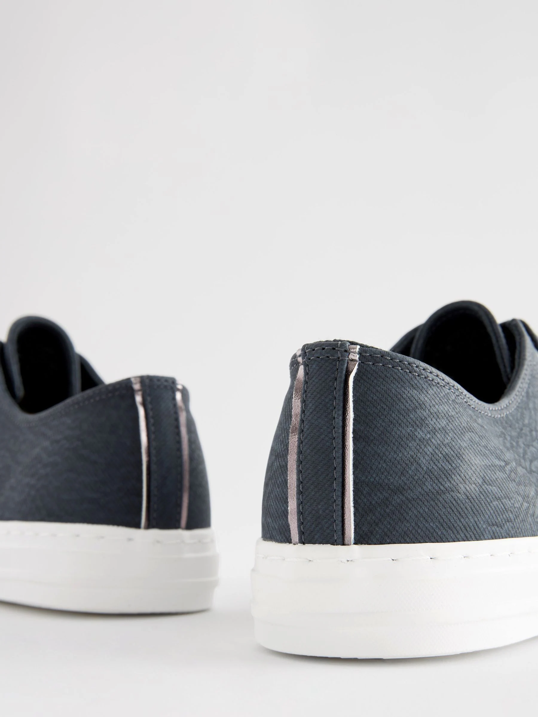 Donkerblauw - Gelakte honkbalsneakers