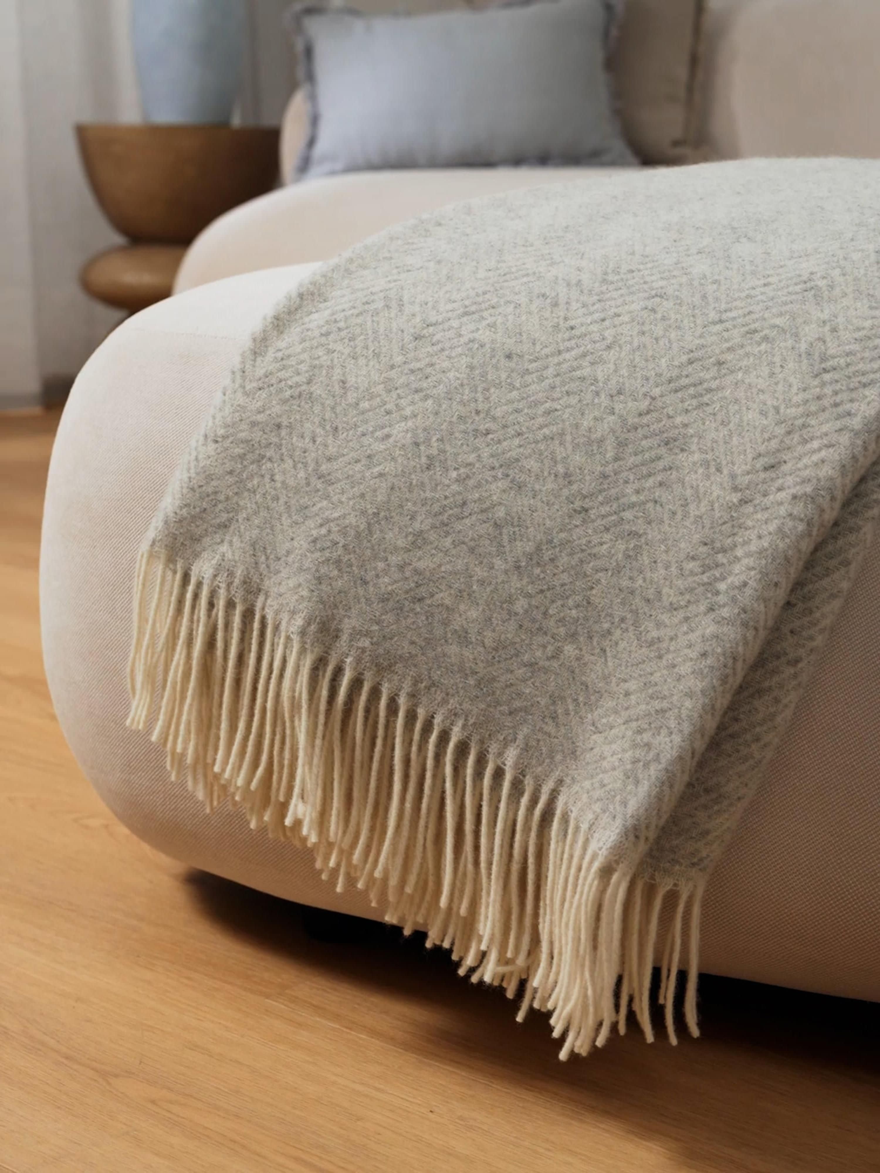 Wollen plaid Tyrol met zigzagpatroon en franjes