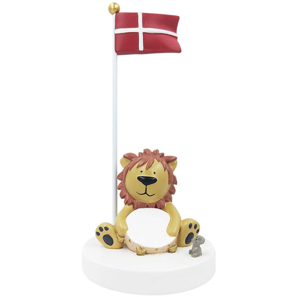 Køb Kids by Friis Bordflag, Løve Med Tamburin