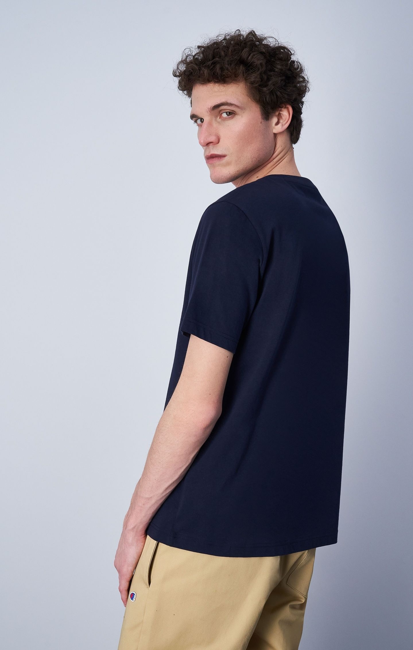 Icons Crewneck T-Shirt Small Logo Sky Captain