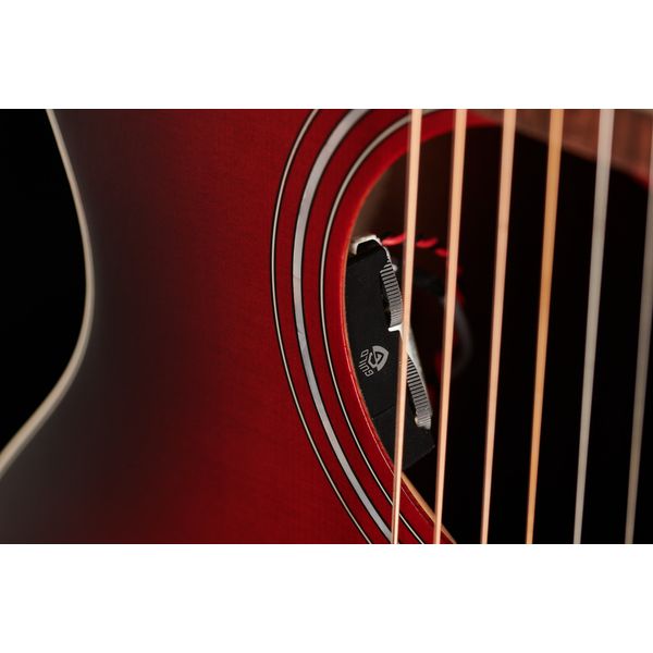Guild OM-240CE Satin Oxblood Burst