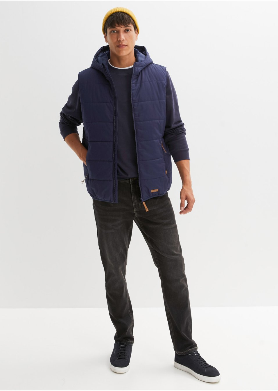 Veste sans manches matelassée à capuche