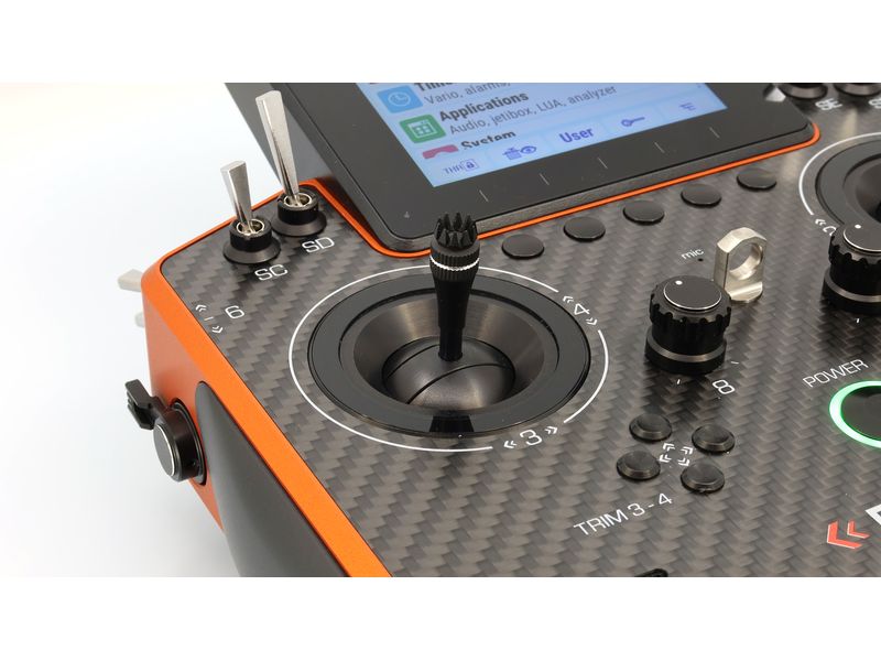 Jeti Fernsteuerung DS-24II Carbon Line Orange 24 Kanal, Dup Professioneller 24-Kanal-Sender mit Geber auf Rückseite und Carbon-Frontplatte