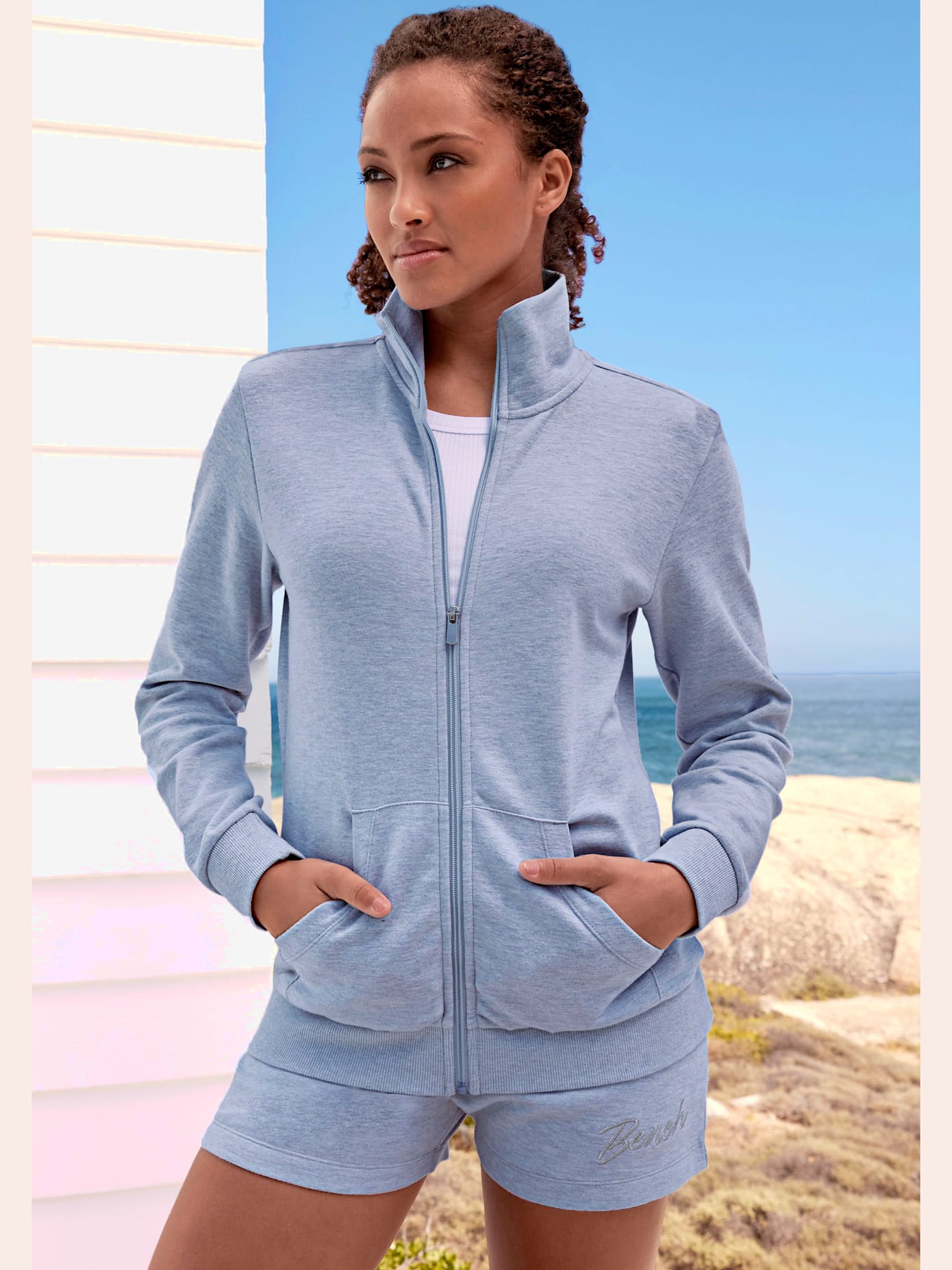 Veste sweat à col montant