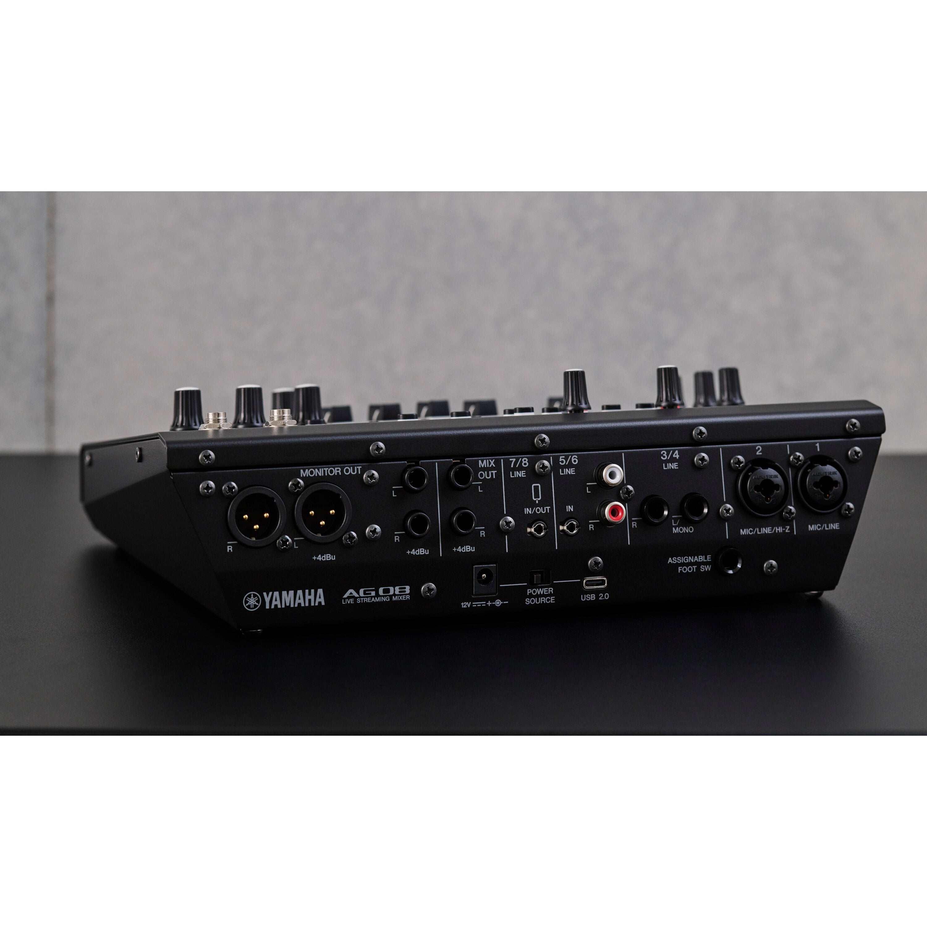 Yamaha AG08 Black live streaming mixer