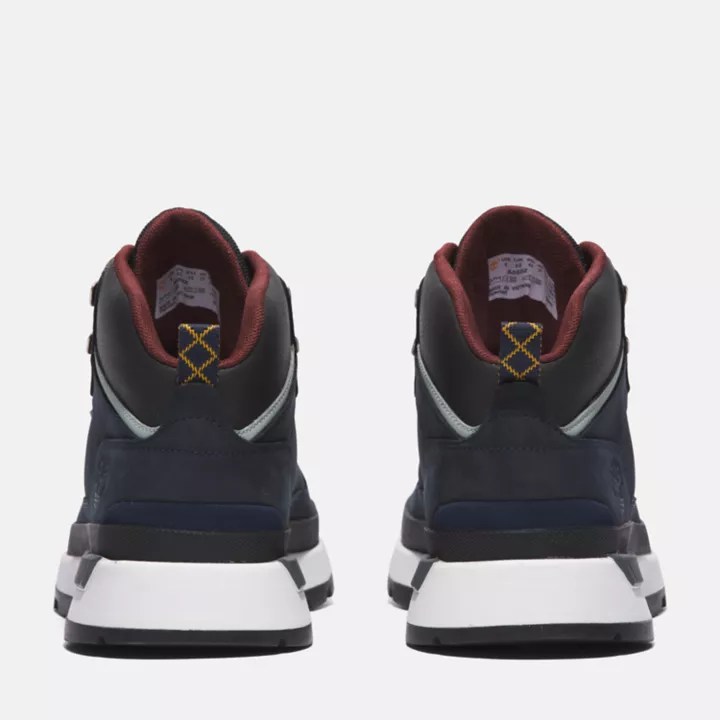 Bota de caminhada Field Trekker masculina na cor azul marinho.