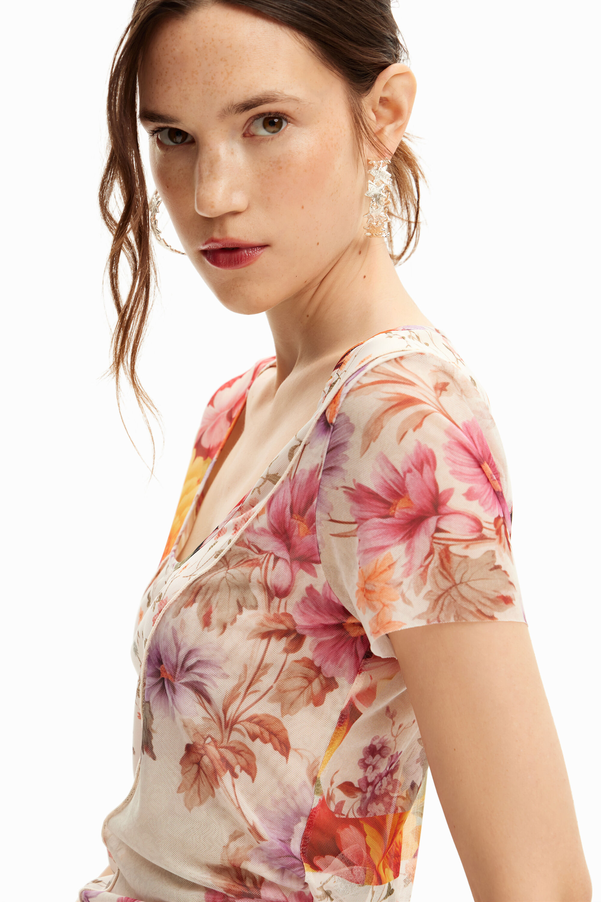 Camiseta de tule floral