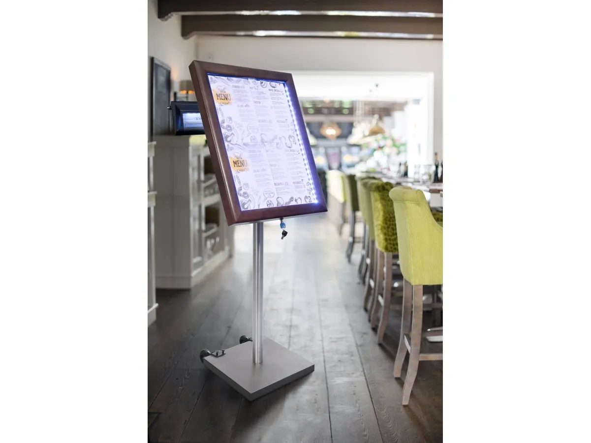Securit® CLASSIC informationsdisplay i mørkebrun