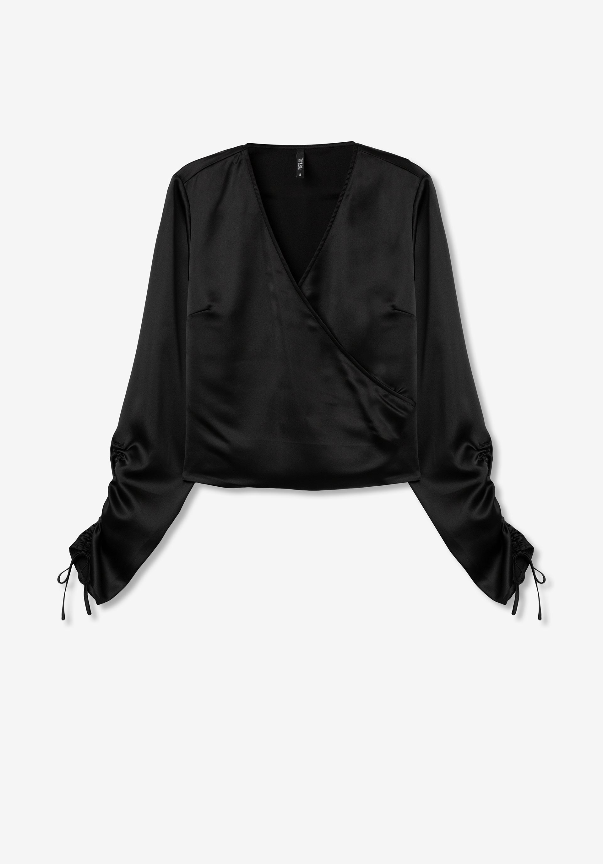 Blusa Cruzada Acetinada