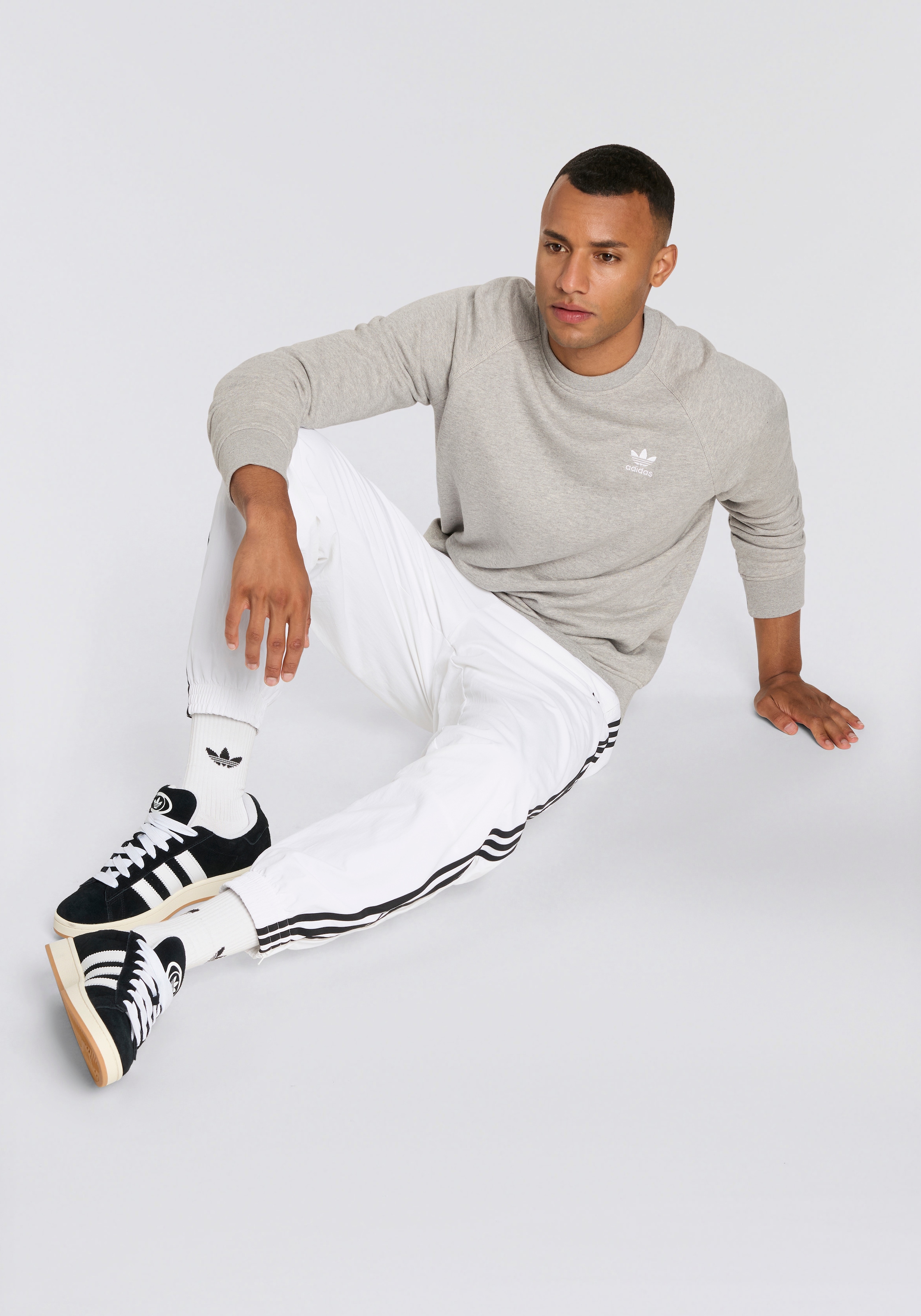 adidas Originals Sweatshirt »ESS CREW FT«