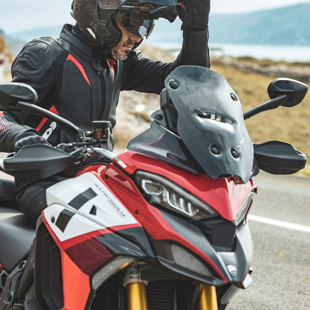Schuberth - Casque C5 Carbon Carbone / Brillant