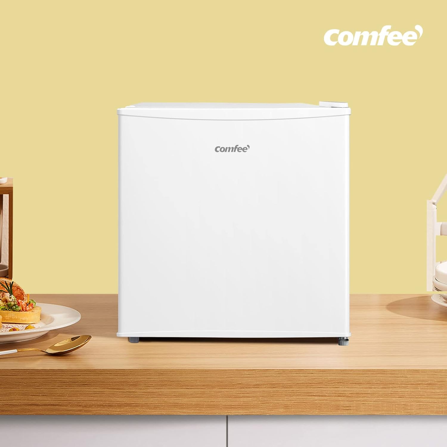 Freistehend, RCU40WH2(E) Mini Gefrierschrank/31L / 4-Sterne-Gefrierfach/Kompakte Größe/Reversibles Türscharnier/Verstellbare Standfüße / 147kWh/Jahr/Weiß