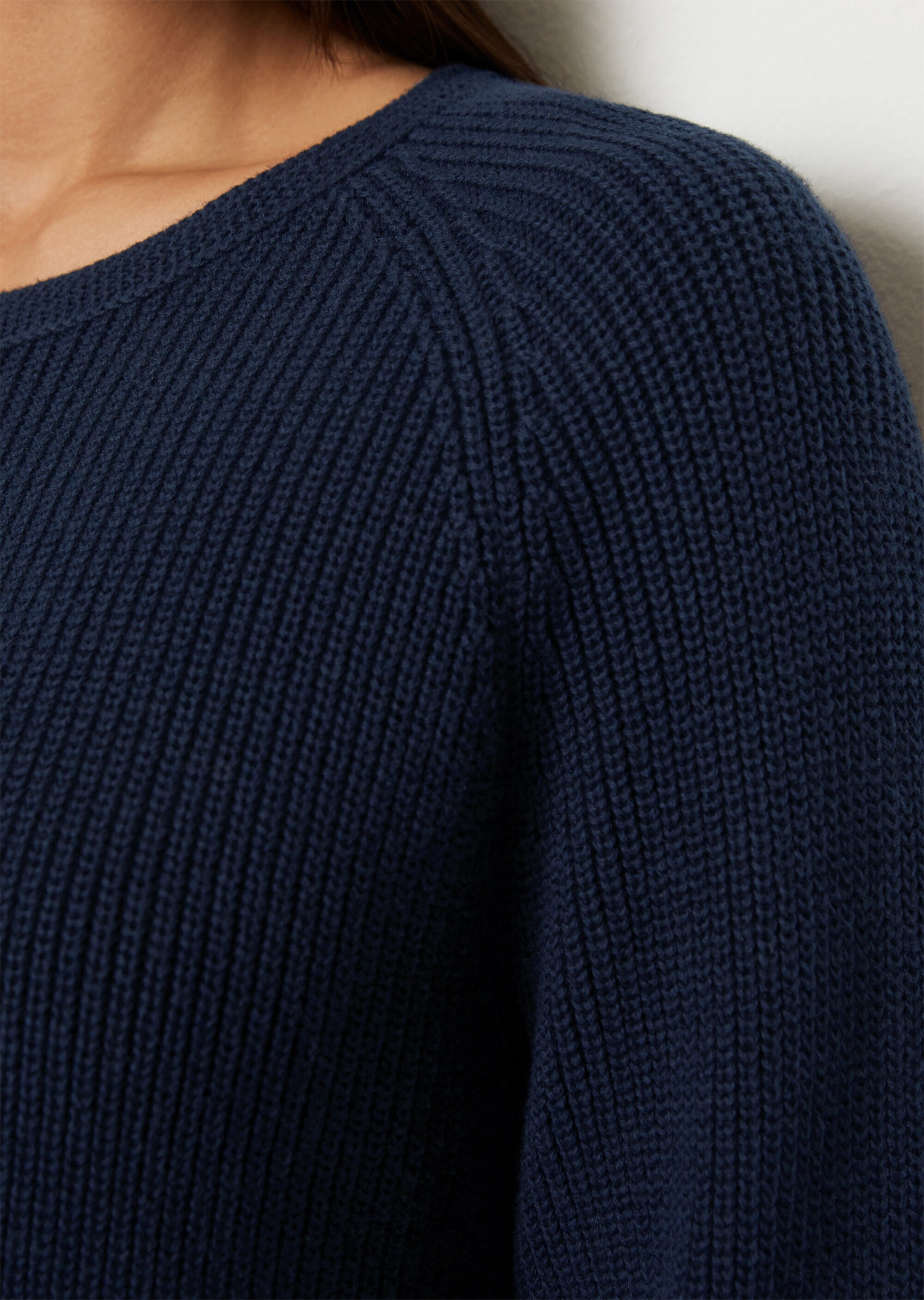 Rundhals-Strickpullover slightly cropped aus Heavy-Weight-Organic-Cotton