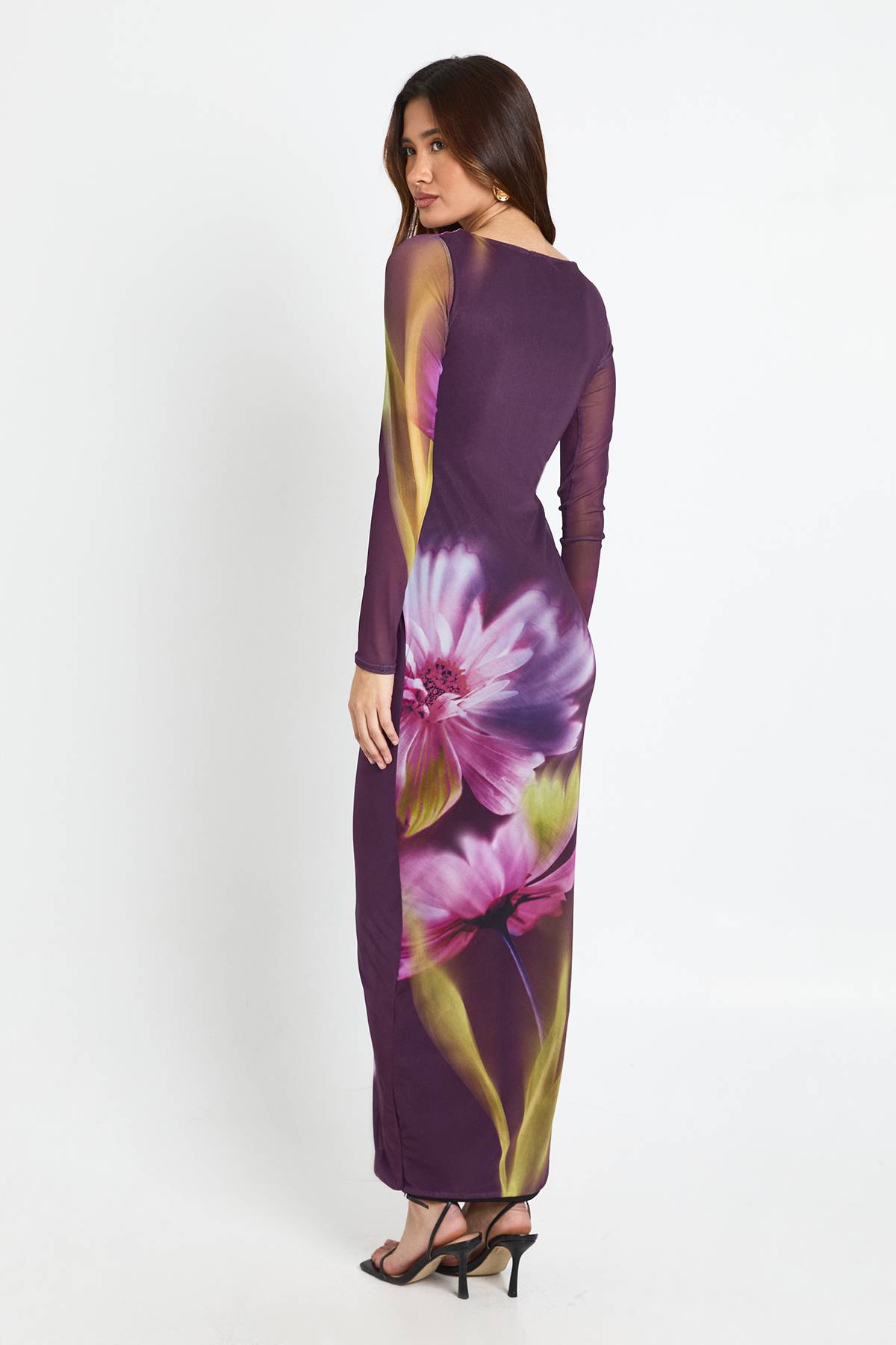 boohoo Robe maxi à manches longues avec détail noué