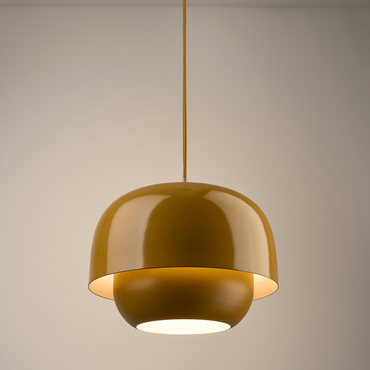 LA REDOUTE INTERIEURS<br>Candeeiro suspenso colorido de metal Ø21,4 cm, Kinoko