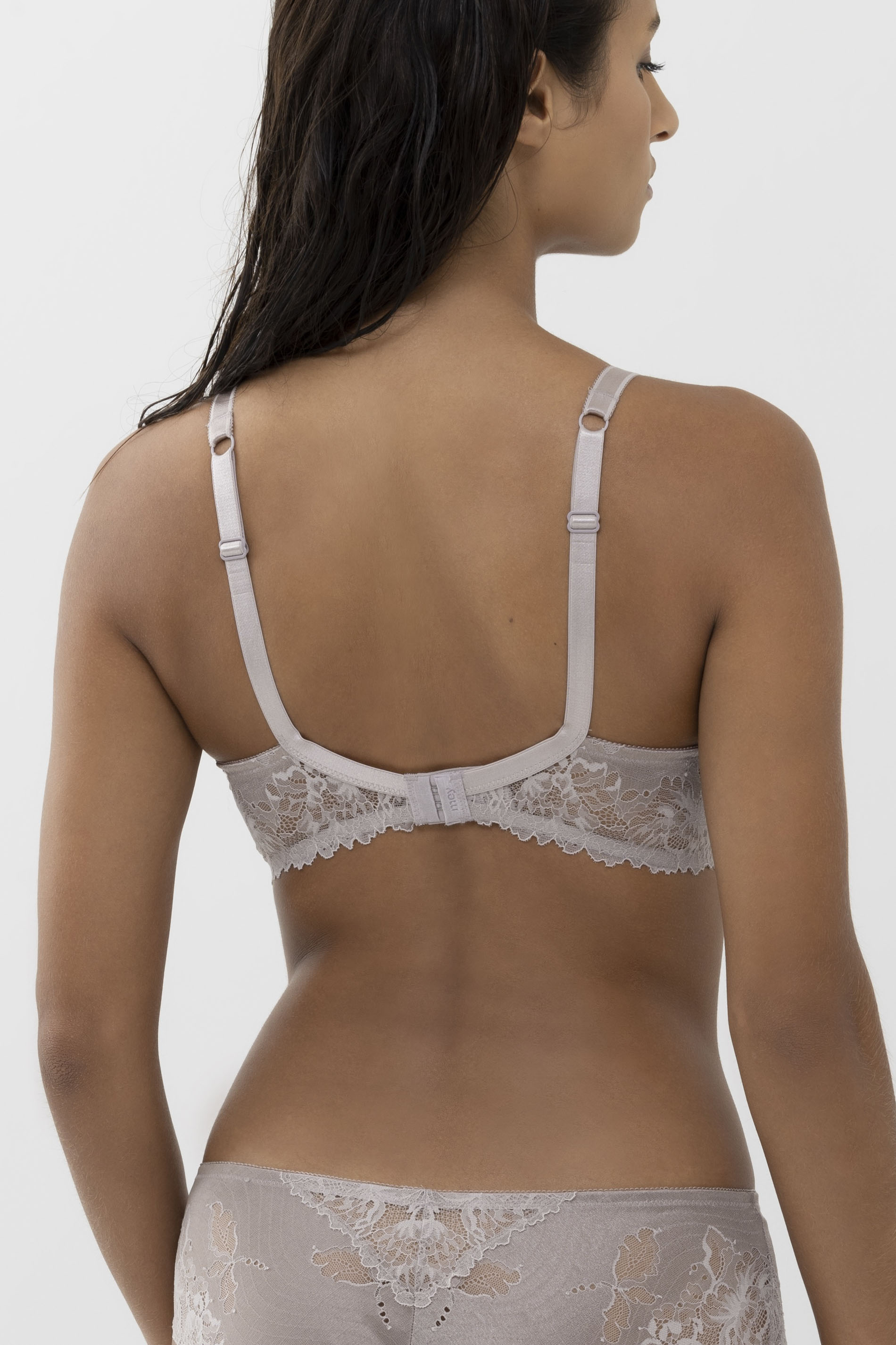 Spacer-BH | Full Cup<br>Serie Luxurious