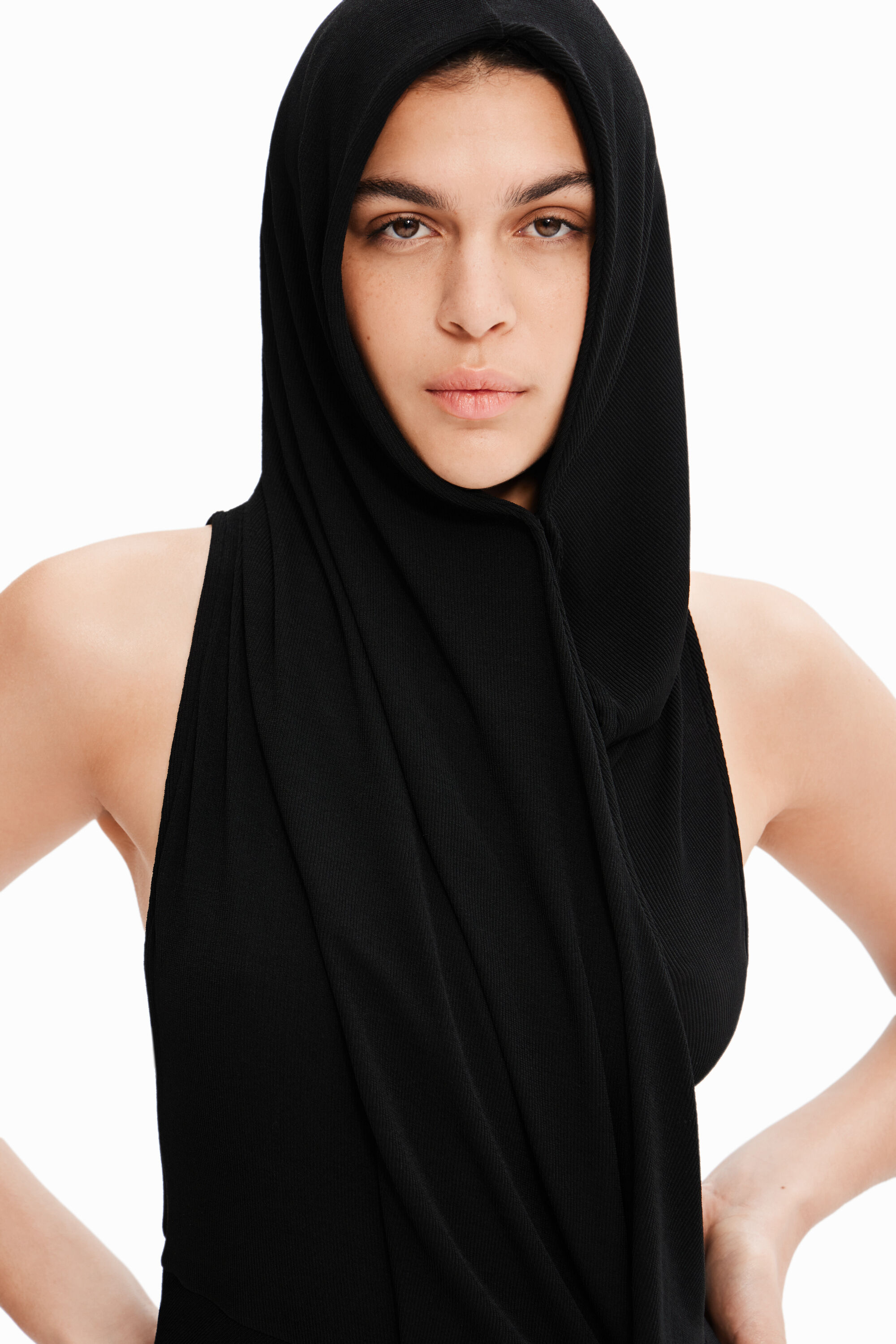 Robe capuche Nathy Peluso