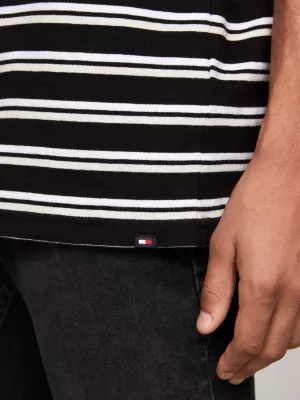 Camiseta listrada de gola redonda