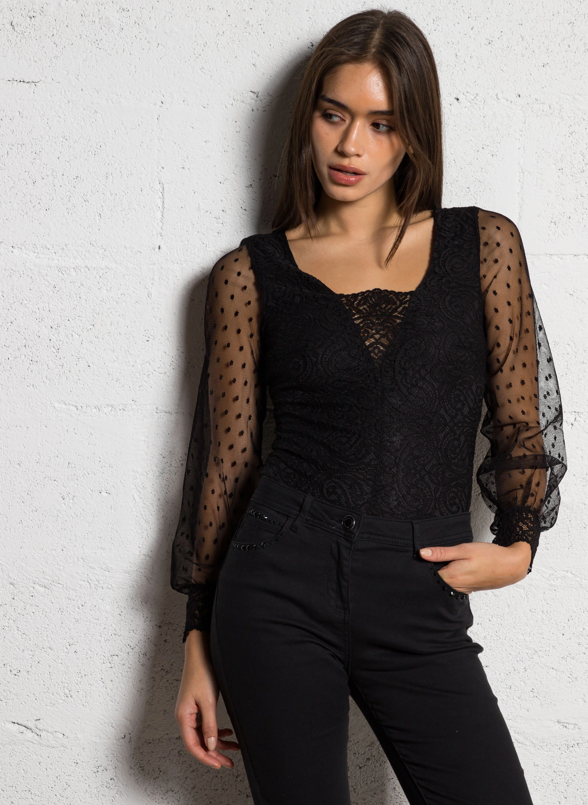 THILDA - Body manches longues ajusté en dentelle | Noir