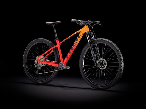 MARLIN 7 GEN 2 MTB Hardtail  marigold to radioactive red fade  XL