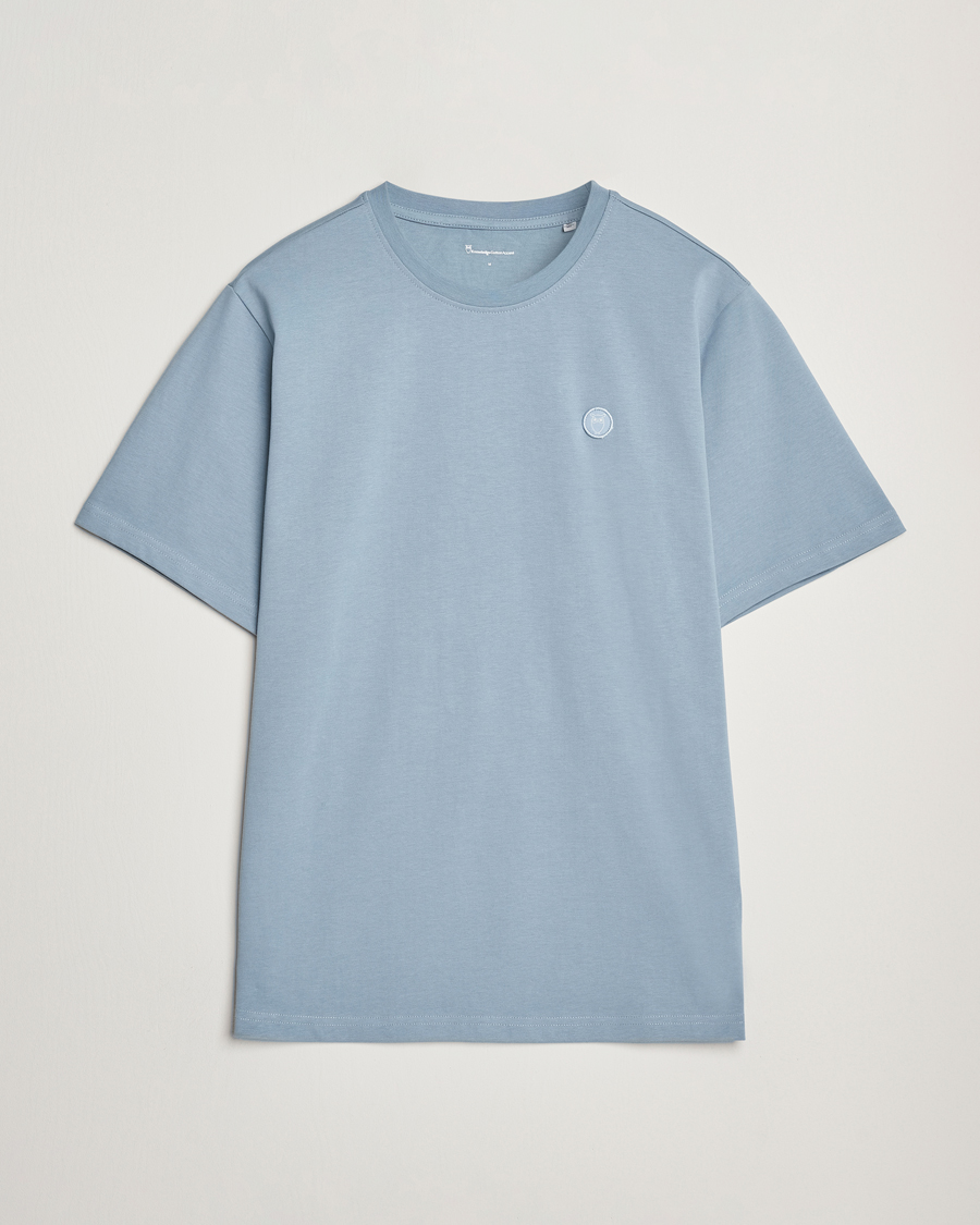 KnowledgeCotton Apparel Loake Badge T-Shirt Ashley Blue