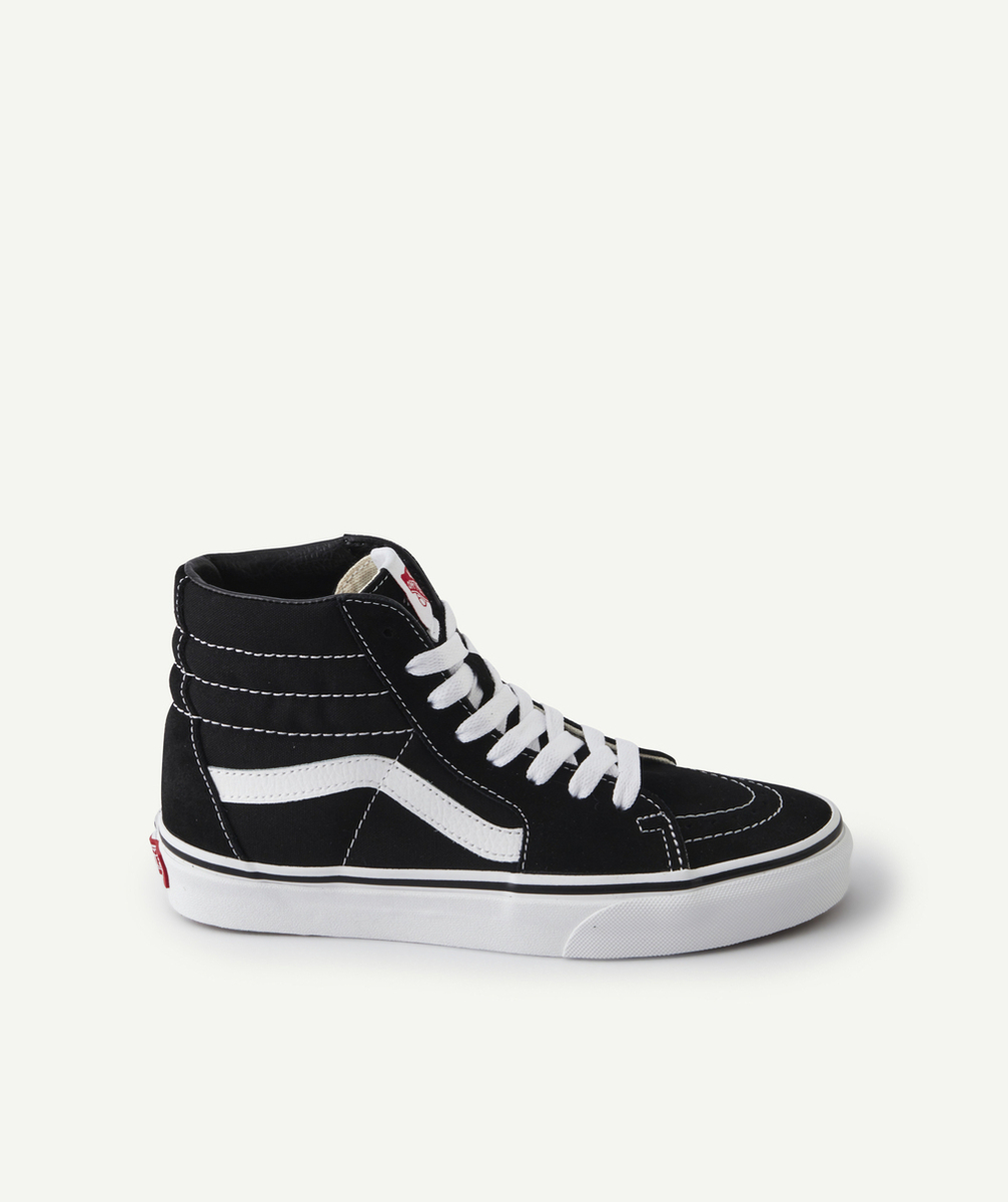 VANSBASKETS MONTANTES ADO BLANCHE ET NOIRE SK8-HI