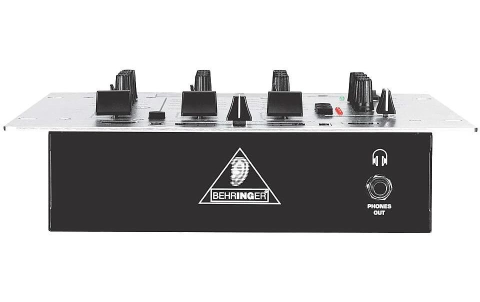 DJ-Mixer DX626<br>3-Kanal DJ-Mixer mit BPM-Zähler und VCA-Steuerung