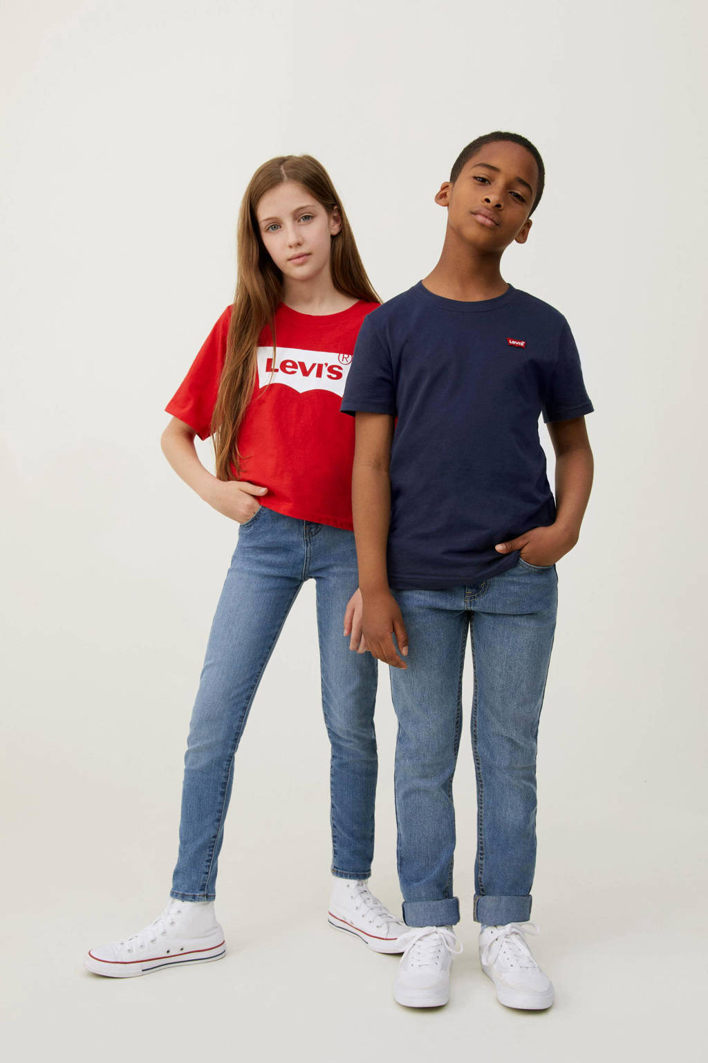 Levi's basic T-shirt Batwing chest met logo donkerblauw