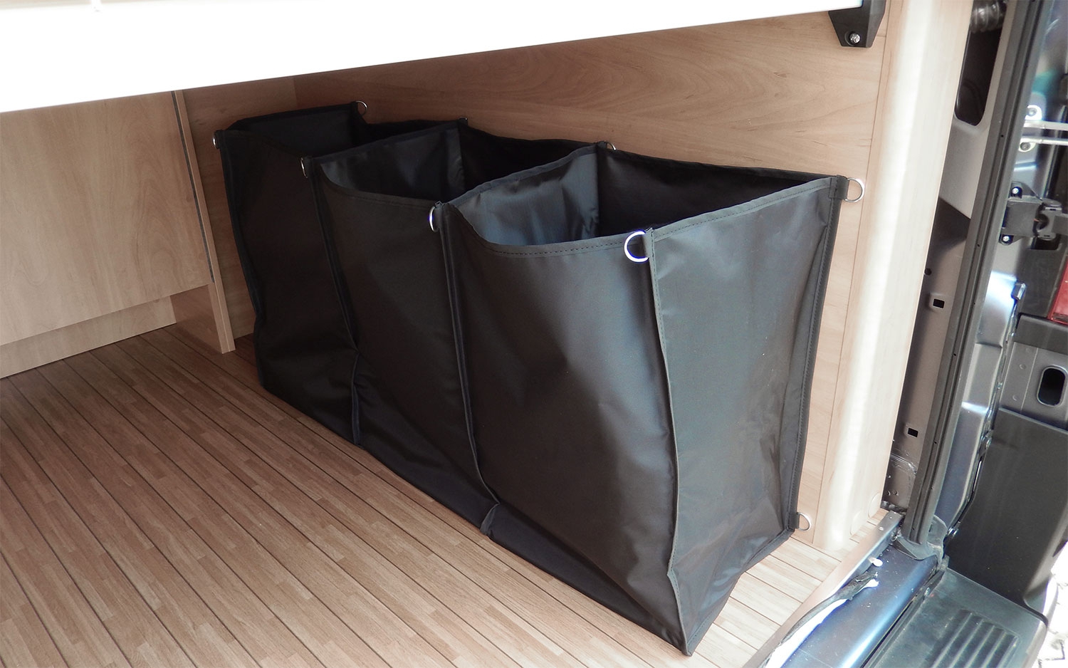Hindermann faltbares Multibehältnis 51 x 97,5 x 28,5 cm (3 Kammern)