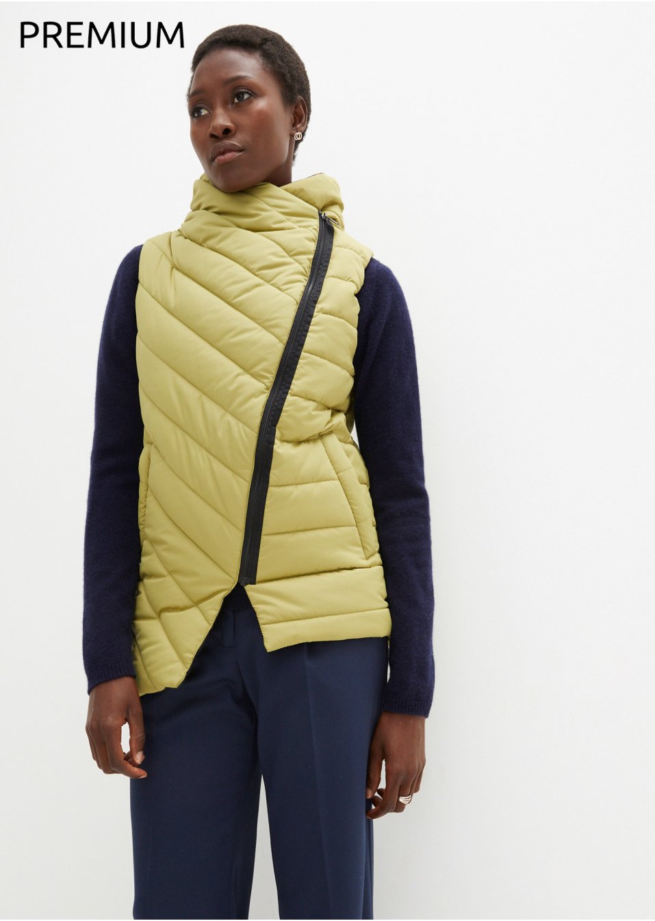 Veste matelassée sans manches avec application