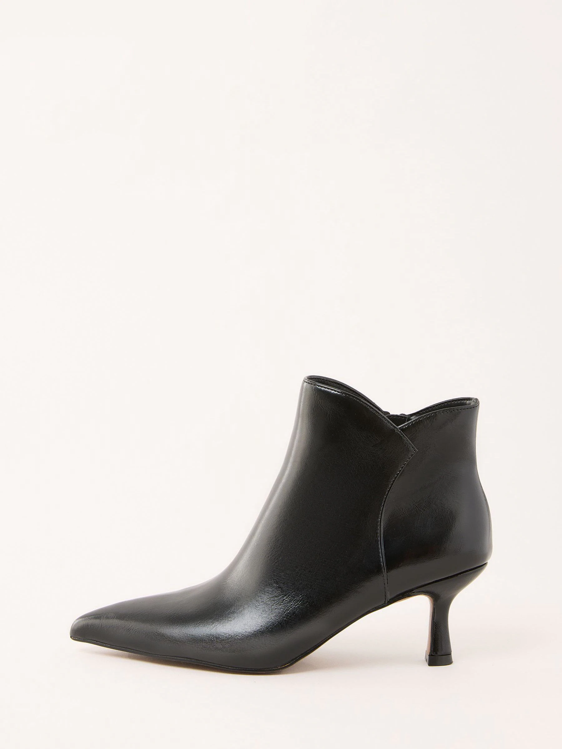 Zwart - Love & Roses Faux Leather Kitten Heel Point Toe Smart Ankle Boots
