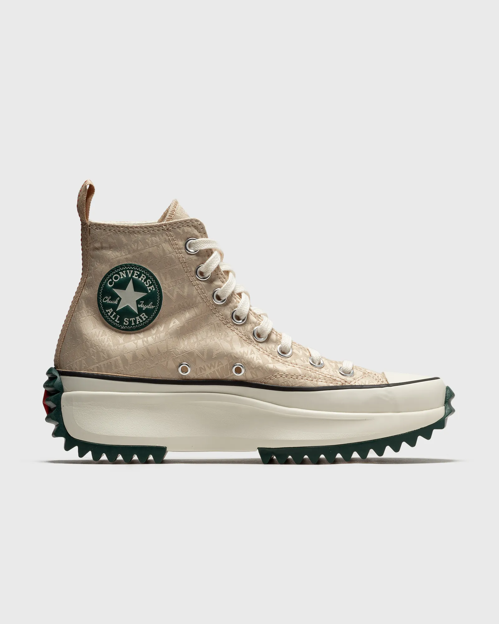 Converse Run Star Hike