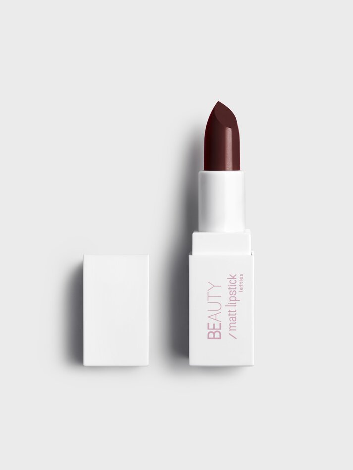 Batom matte - Preto/marrom