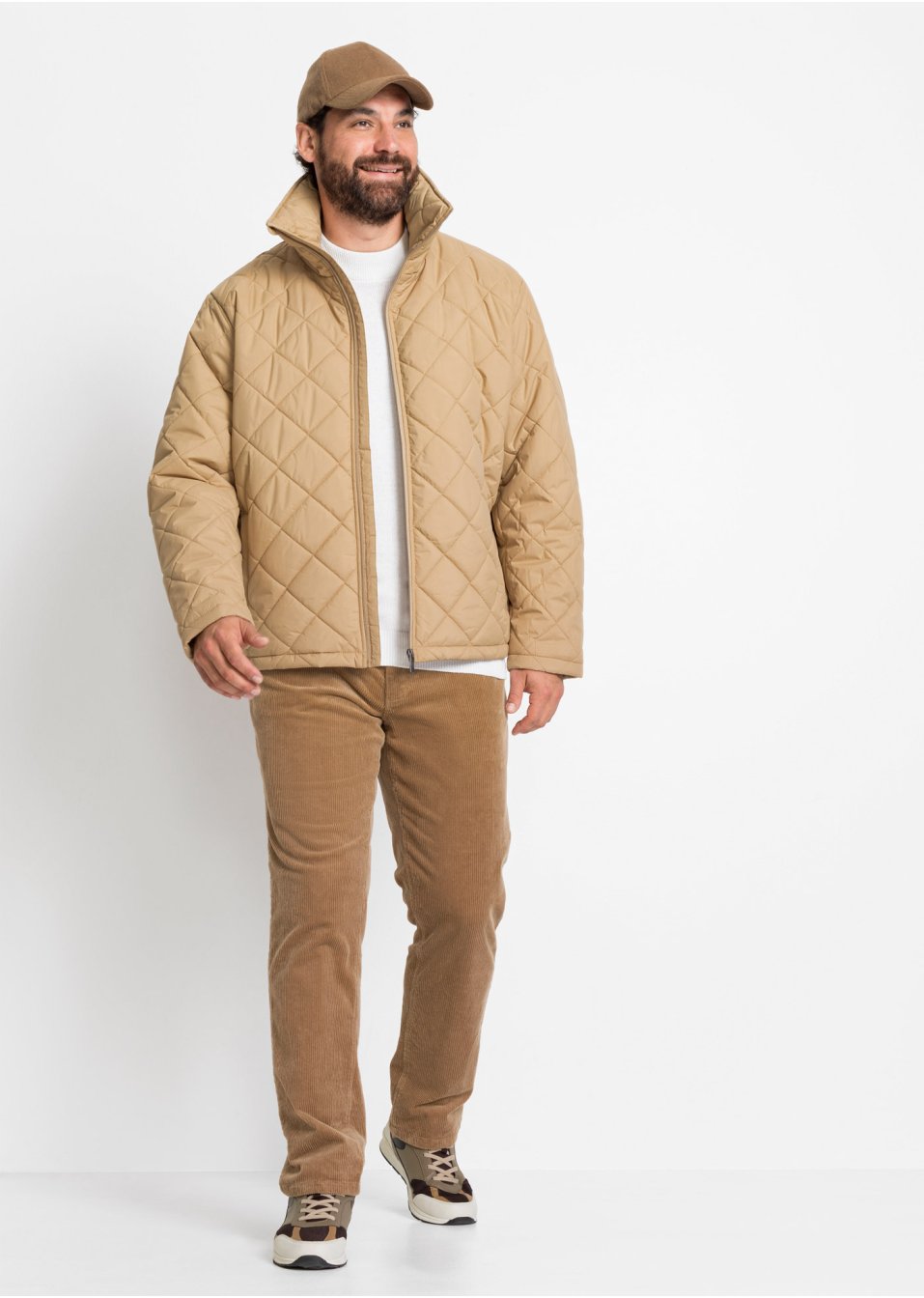 Veste matelassée avec polyester recyclé et col haut, Regular Fit