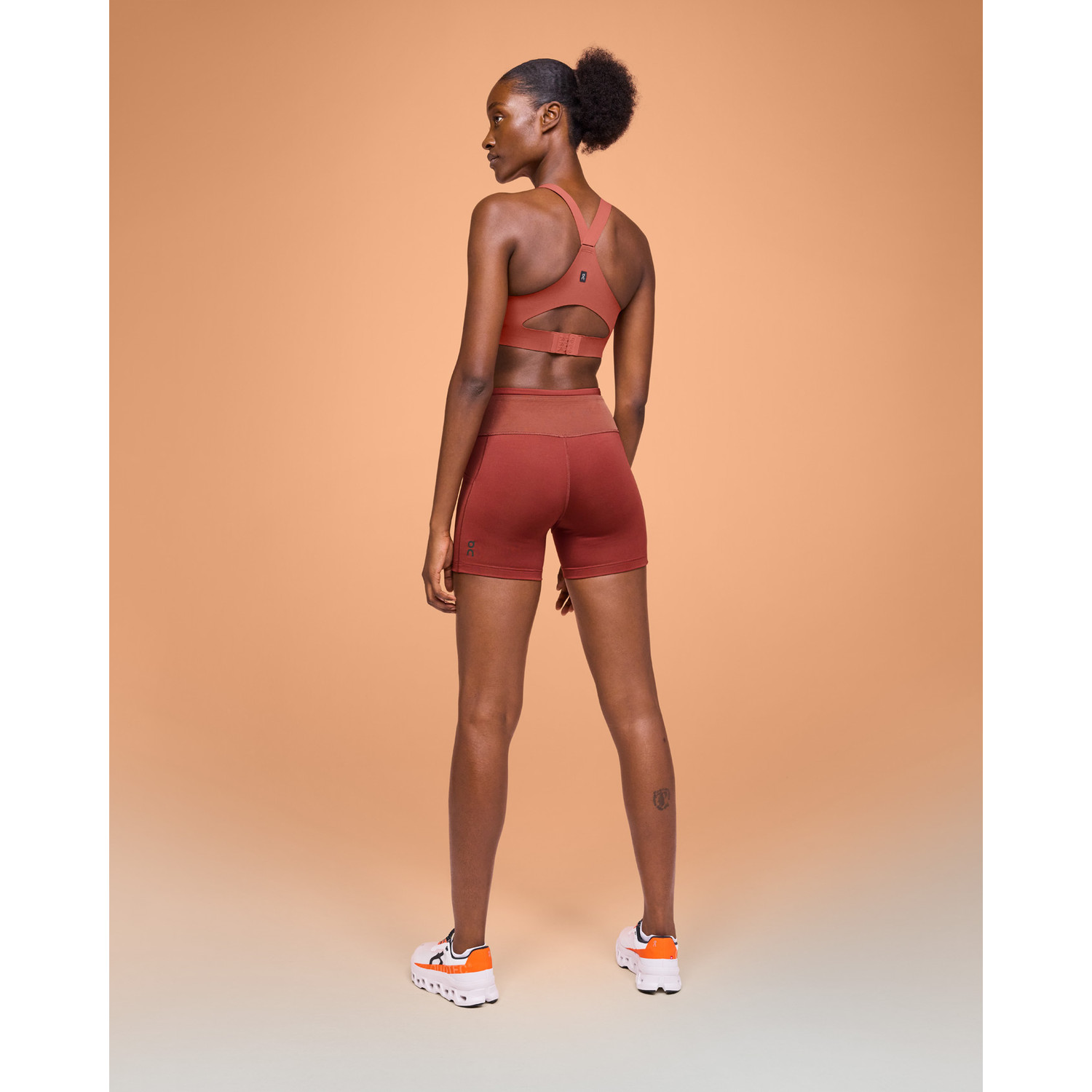 On Performance Korte Legging Dames