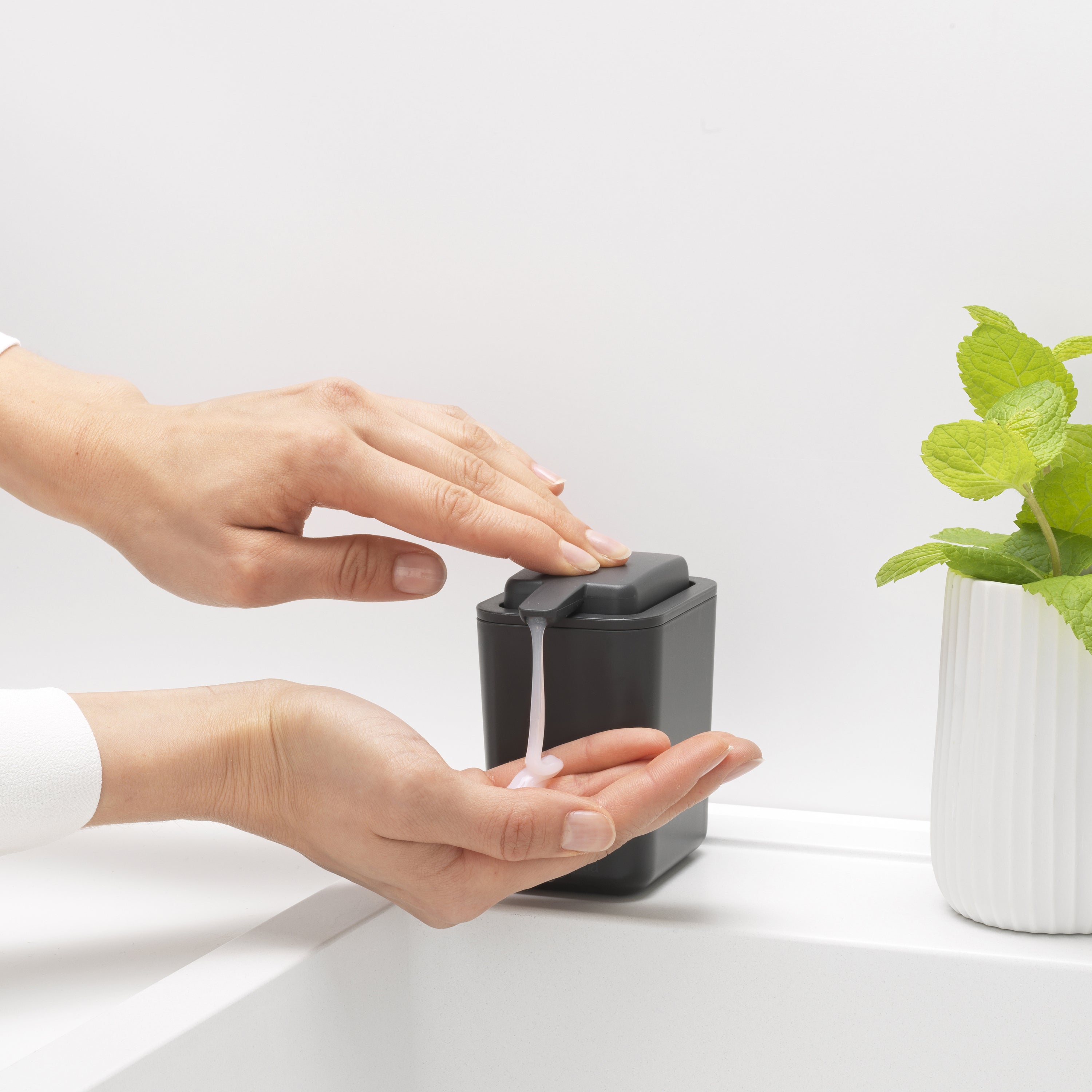 Brabantia Sink Side Zeepdispenser