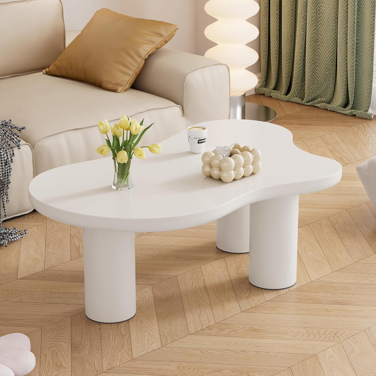 SUKY Unregelmäßiger Couchtisch, MDF-Tischplatte und PVC-Beine, in Wolkenform, 107cm Länge, 66cm Breite, 40.5cm Höhe, mit Filzunterlage (Weiß)