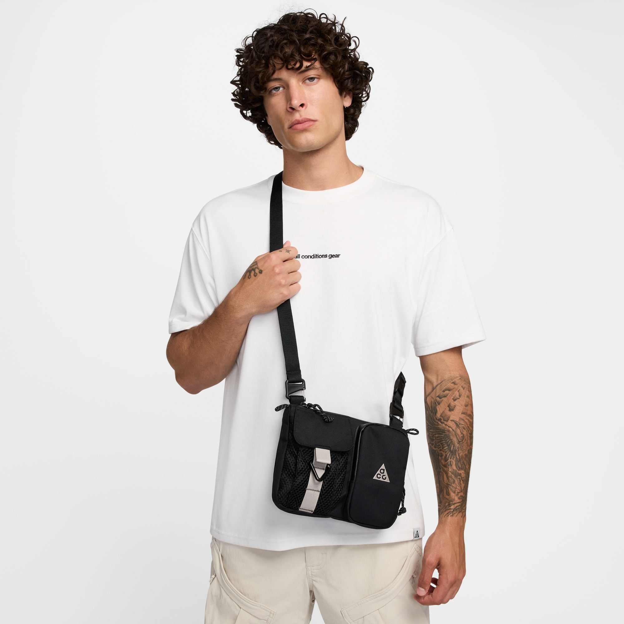 ACG «DAYMAX» Crossbody Bag 3L 010/Black/College Grey/College Grey