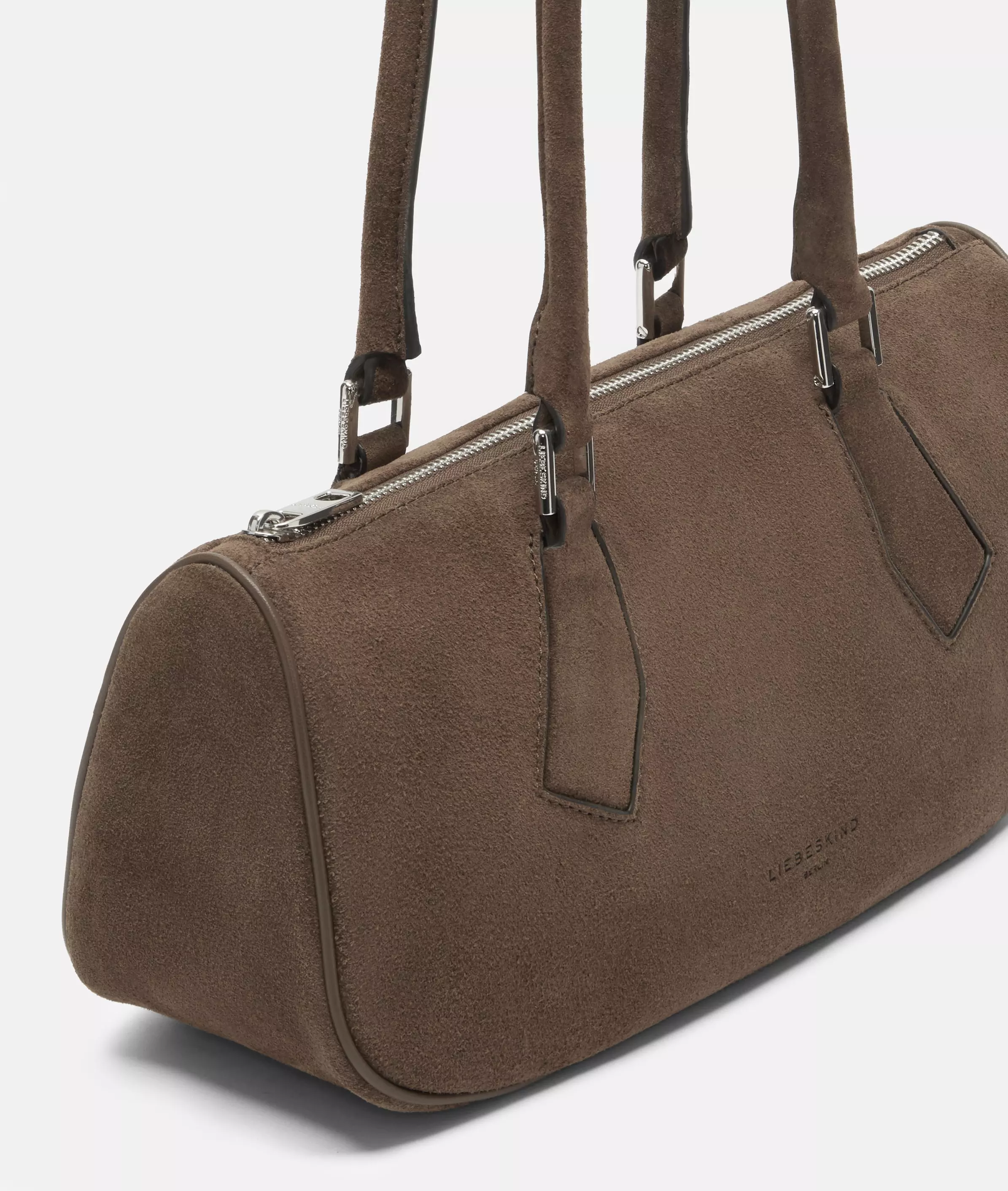 Cecile Satchel M Spacious shoulder bag made from soft leather