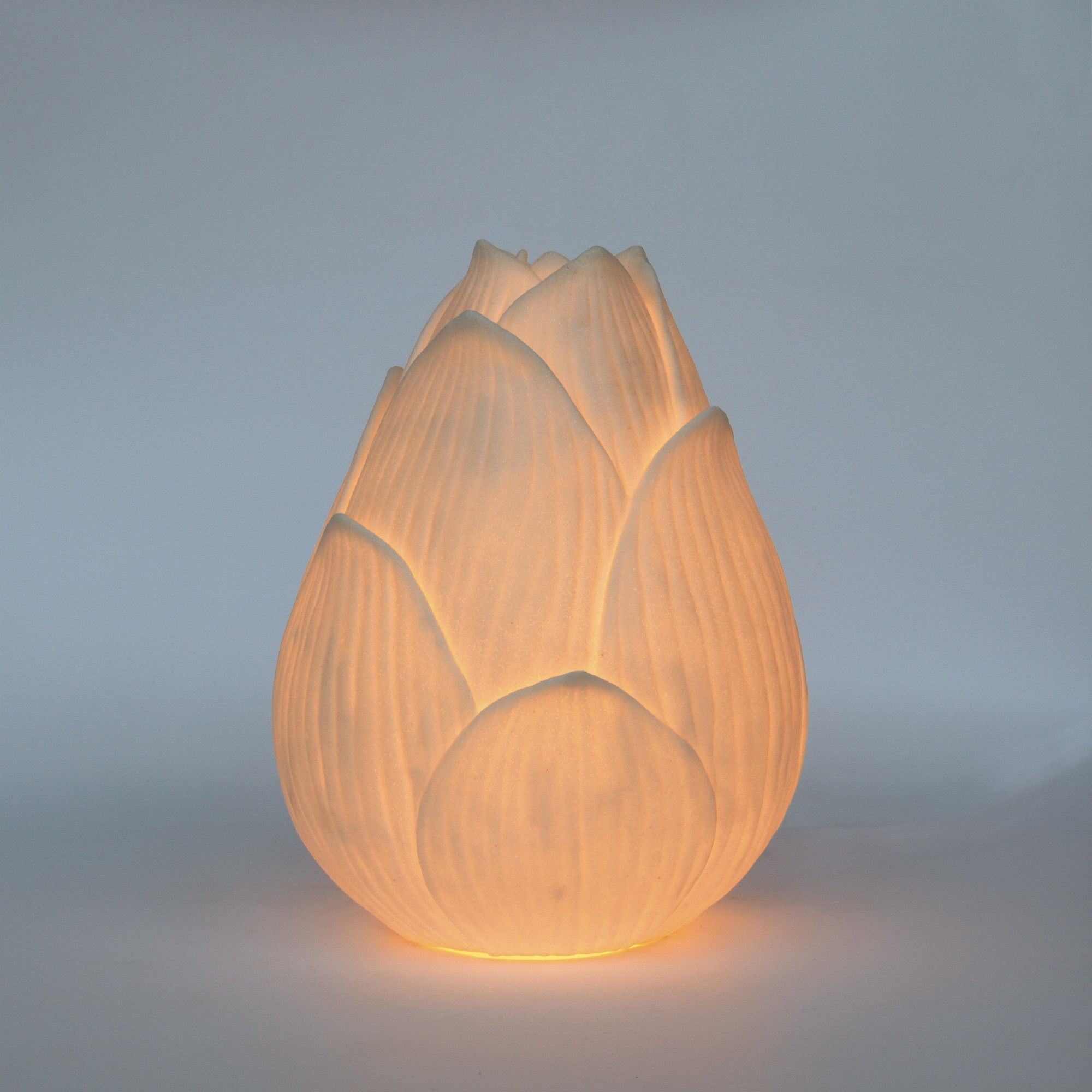 Leuchte 'Lotus', off-white, Ø 31 cm, H 40 cm von fischer's lagerhaus