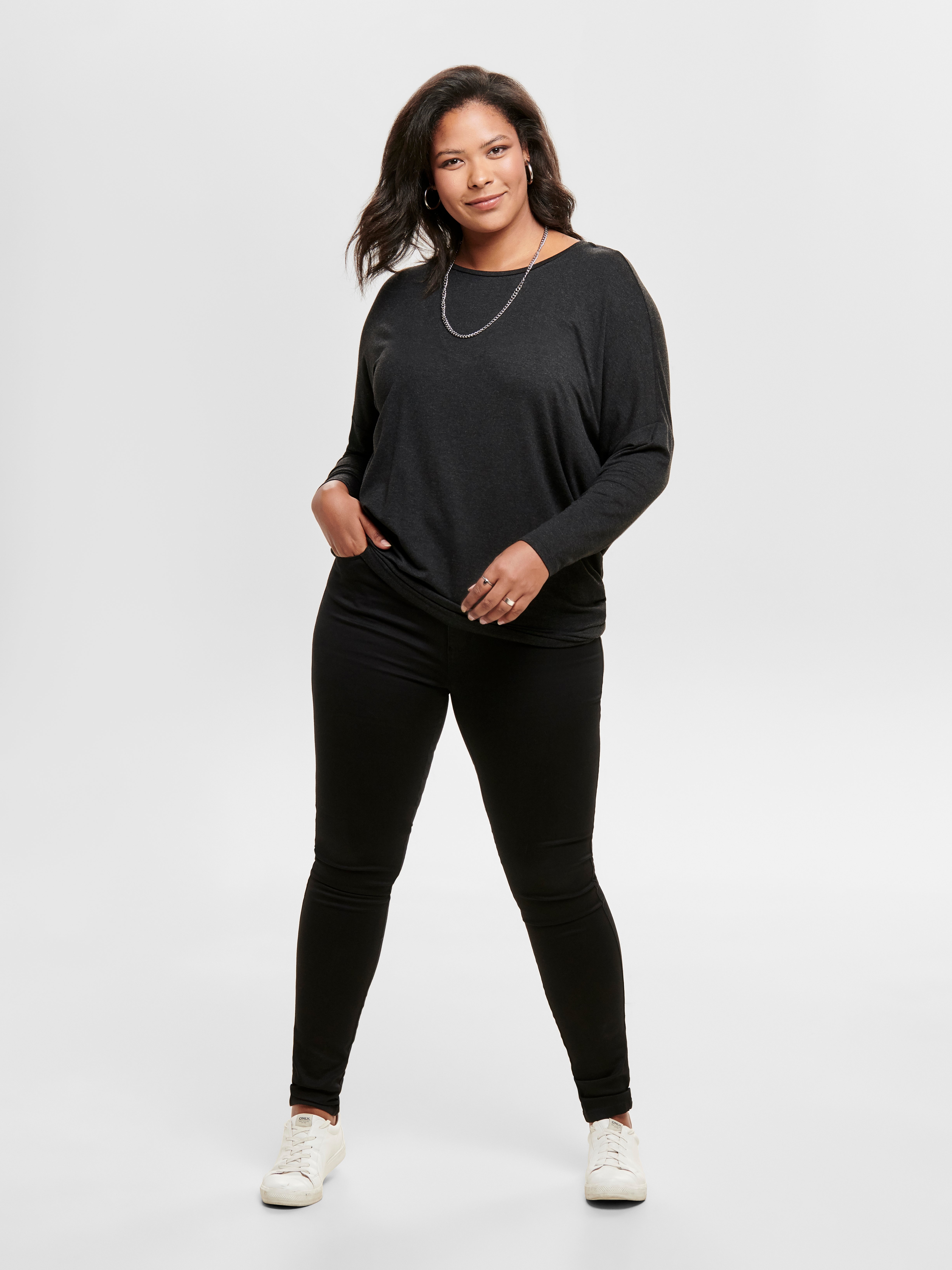 CARCARMA Top Black