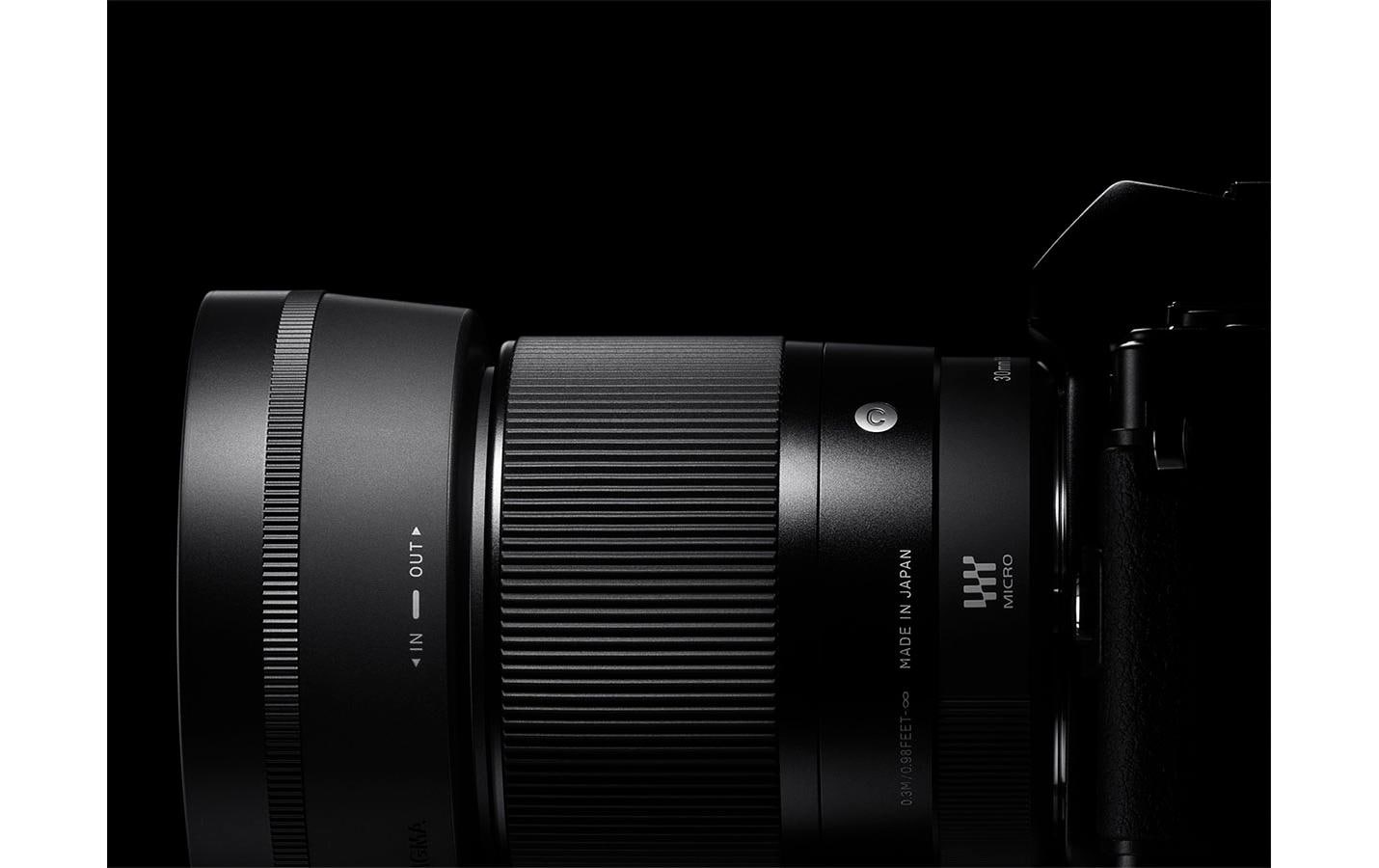 Festbrennweite 30mm F/1.4 DC DN – Fujifilm X-Mount<br>Lichtstarke Festbrennweite kompatibel mit APS-C-Kameras