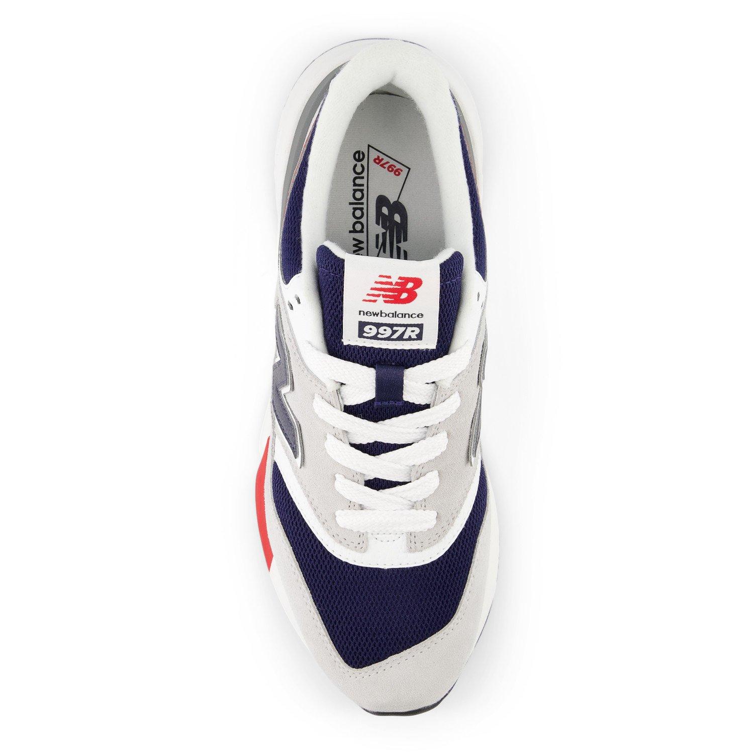 New Balance 977R Trainers